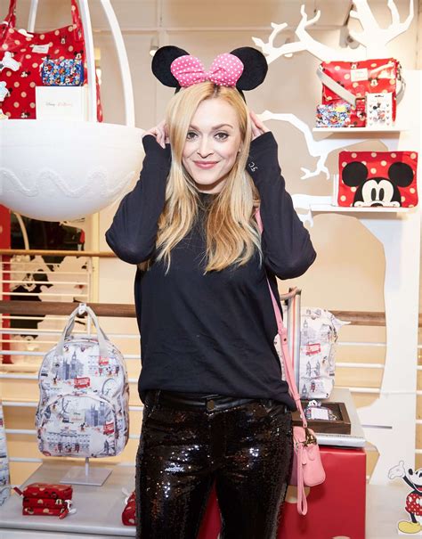 fearne cotton disney club|Fearne Cotton proves she hasnt aged since Disney Club days。